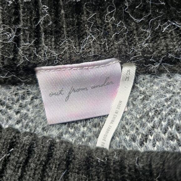 Out From Under Cozy Up Cropped Black Gray Sweater Bow Motif Size Medium - Picture 7 of 12